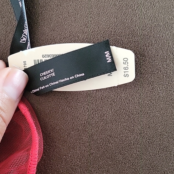 Victoria's Secret underwear Medium - Picture 3 of 3